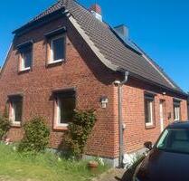 Einfamileinhaus - 1.200,00 EUR Kaltmiete, ca.  100,00 m² in Kisdorf (PLZ: 24629)