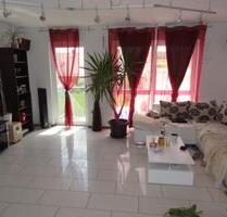 6-Zi-Reiheneckhaus, Theilheim zw. SWWÜ. Erdwärme, Küche, Garage - Waigolshausen