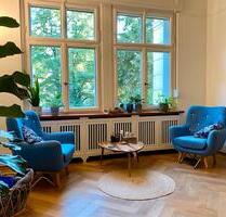 Schöner Raum in Psychotherapie-Praxis zur Untermiete ab 1.7.2025 - Freiburg im Breisgau Brühl