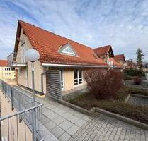 frisch aufsanierte, charmante und helle 1 Raum-Wohnung mit kleiner Terrasse zu vermieten - Freiberg