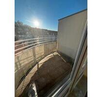 2-Zimmer-Dachgeschosswohnung mit Balkon - Magdeburg Nordwest