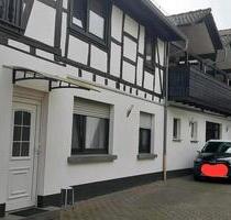 Von Privat 4-Familien ObjektHaus mit großen Garten+ Innenhof - Otzberg