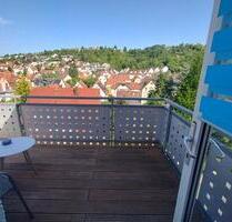 Attraktive 6- Zimmer- Maisonette- Wohnung mit Balkon in Stuttgart