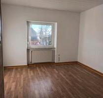 Dreizimmer Wohnung - 500,00&nbsp;EUR Kaltmiete, ca.&nbsp; 70,00&nbsp;m&sup2; in Buchen (Odenwald) (PLZ: 74722)