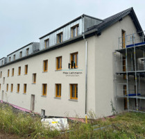 **ERSTBEZUG: Familienfreundliche 4-Raum-Wohnung in grüner Lage** - Dresden Prohlis