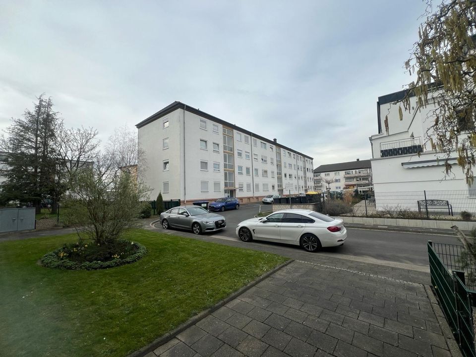 Exklusive 3-Zimmer-Wohnung mit Balkon in Euskirchen