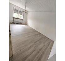 4 -Zimmer- Wohnung zu vermieten - Geroda
