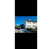 wunderschönes Einfamilienhaus in traumhafter Lage in Troidorf - Troisdorf