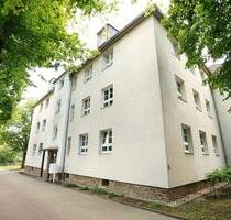 Lichtdurchflutete 3-Zimmer-Wohnung mit Tageslichtbad, separater Küchenbereich und Balkon - Leipzig Nord