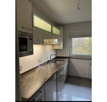 Heller drei Zimmer Wohnung - 1.550,00 EUR Kaltmiete, ca.  65,00 m² in Frankfurt am Main (PLZ: 65929) Unterliederbach