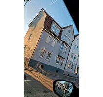 Stilvolle 3-Sanierte-Wohnung in Esslingen, WGUnterverm. möglich - Esslingen am Neckar Oberesslingen