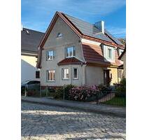 Mietwohnung im 2 Familienhaus mit großem Garten und 12qm Terrasse - Ribnitz-Damgarten