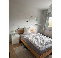 * Nachvermietung * Dichterviertel * EBK abzugeben * - Halle (Saale) Halle-Neustadt