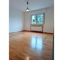 Gehobene 3 Zimmer-Wohnung mit Balkon - Solar & Vollwärmeschutz - Maintal