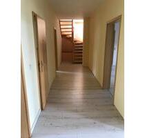 Familienwohnung (4-Zimmer, Frankenberg Scheffelstr), neue Dusche - Frankenberg (Sachsen)