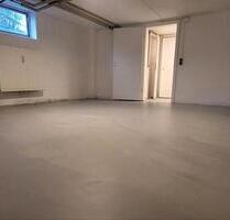 Hobbyraum mit Tageslichtbad - 250,00 EUR Kaltmiete, ca.  26,00 m² in Altomünster (PLZ: 85250)