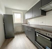 Gemütliche 3-Raum-Wohnung mit EBK ab sofort verfügbar. - Zwickau Zwickau-West