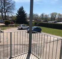 Neu renovierte großzügige 1-Raumwohnung mit schönem Bad und Balkon!!! - Chemnitz Borna-Heinersdorf