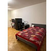 Einzimmerwohnung in Stöcken - 735,00 EUR Kaltmiete, ca.  40,00 m² in Hannover (PLZ: 30419) Herrenhausen-Stöcken