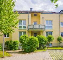 Leben mit Aussicht – Ruhige Dachwohnung mit 2 Terrassen und Naturblick in Jena-Ost