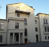 4 Zimmer Wohnung in der Villa Münch Ferber in Gera zu vermieten