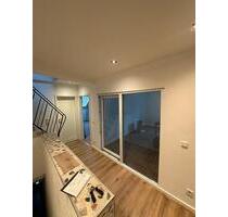 Luxuriöse Wohnung in Meerbusch - 2.200,00 EUR Kaltmiete, in Meerbusch (PLZ: 40670)