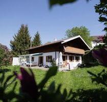 Ferienhaus mit Hund - 275,00 EUR Kaltmiete, in Utting am Ammersee (PLZ: 86919)