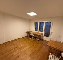 hochwertig renovierte 2 Zimmer Wohnung City West - Berlin Charlottenburg-Wilmersdorf