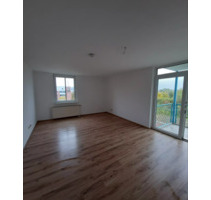 Zentrale 2-Zimmer Wohnung mit Balkon zu vermieten - Göttingen Grone