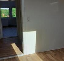 Zwei Zimmer Wohnung mit Badezimmer - Emden