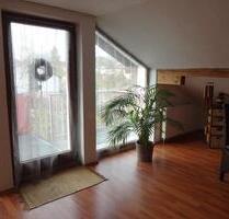 Großzügige 2 Zi. Dachgeschoßwohnung mit Wohlfühlgarantie - Möhrendorf