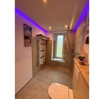 Zweifamilienhaus - 185.000,00 EUR Kaufpreis, ca.  185,00 m² in Teutschenthal (PLZ: 06179)
