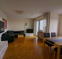 Stilvolle 2-Zimmer-Wohnung mit Südbalkon, Parkett, modernem Bad u - Ulm Donautal