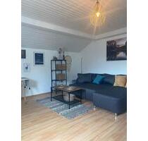 Vermiete 3-Zimmer-DG-Wohnung mit PKW-Stellplatz in Cham-West