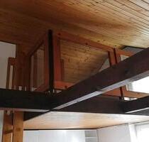 Schönes helles 1-Zimmerappartement mit Schlafgalerie - Mutterstadt