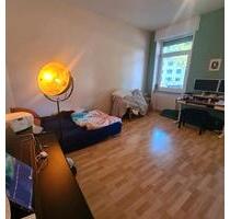 Helles, freundliches WG Zimmer - 389,00 EUR Kaltmiete, ca.  23,00 m² in Karlsruhe (PLZ: 76185) Mühlburg
