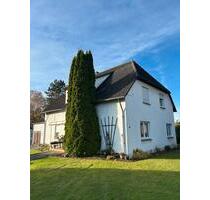 Zweifamilienhaus - 200.000,00 EUR Kaufpreis, ca.  170,00 m² in Espelkamp (PLZ: 32339)