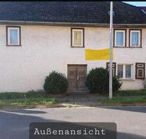 Haus zu Verkaufen - 39.000,00 EUR Kaufpreis, ca.  145,00 m² in Greußen (PLZ: 99718)