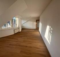 2-Zimmer-Wohnung mit 2 Balkonen & Stellplatz - Arnstorf