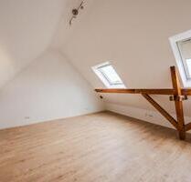 Großzügige Maisonette-Wohnung mit Balkon, Garage & Garten in Hülm - Goch