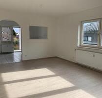 Komplett renoviert! Helle & ruhige 2-Zimmer-Wohnung - Münster (Hessen)