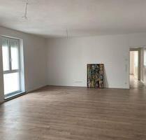 Moderne 88 QM - 3 Zi- Wohnung mit Küche im Loftstil - Schwandorf