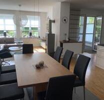 Luxuriöse Wohnung (3 ZKB) in ruhiger, parkähnlicher und zentraler Lage - Augsburg Innenstadt