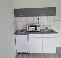 Singlewohnung mit Einbauküche im Erdgeschoss - Halle (Saale) Halle-Neustadt