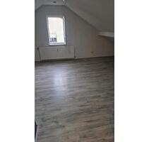 3 Zimmer Wohnung Dachgeschoss - 700,00 EUR Kaltmiete, in Ötisheim (PLZ: 75443)