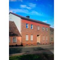 Haus zu verkaufen - 60.000,00 EUR Kaufpreis, ca.  211,00 m² in Genthin (PLZ: 39307)