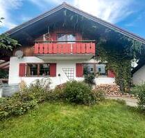Einfamilienhaus mit Einliegerwohnung - Burggen