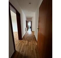 3 Zimmer Treuenbrietzen 1. OG - 650,00 EUR Kaltmiete, ca.  74,00 m² in Treuenbrietzen (PLZ: 14929)