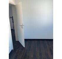 WG in einem neuwertigen Einfamilienhaus - Augsburg Pfersee