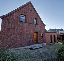 Ihr Zuhause. Ihr Projekt. Raum und Werkstatt inklusive. - Issum